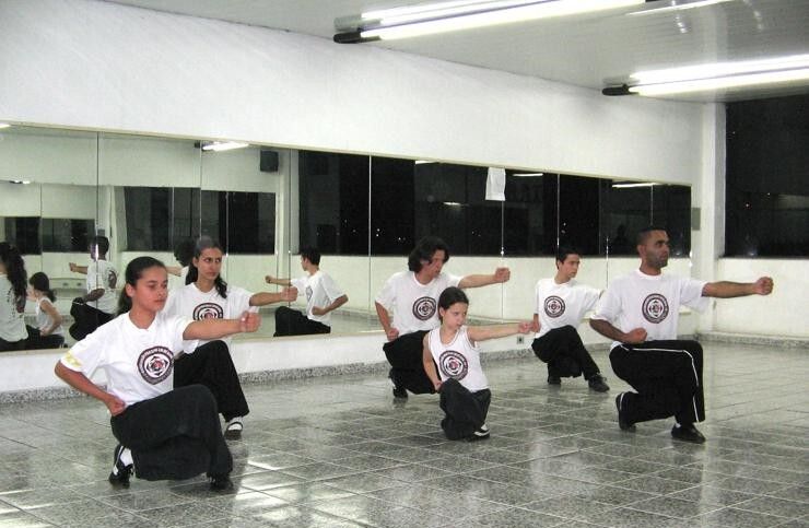 Treino das seis bases.